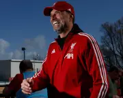 Klopp Hails Salah as Irreplaceable, Reflects on Liverpool's Golden Era