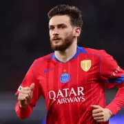 Klopp's Glowing Endorsement Fuels Arsenal's Pursuit of PSG Star Kvaratskhelia