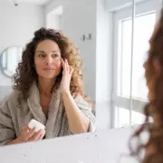 Lancôme's Iconic Genifique Serum Gift Set Halved in Price for Mother's Day