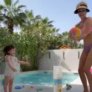 Laura Anderson's Dubai Escape: Sweet Moment with Daughter Amid Missile Attacks