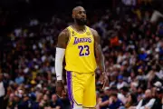 LeBron James Breaks NBA Field Goal Record Amid Lakers Defeat and Injury