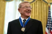 Legendary Notre Dame Coach Lou Holtz Passes Away at Age 89