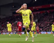 Liverpool and Tottenham Draw in Thrilling Premier League Clash