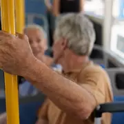 Man's Simple Bus Seat Gesture Reveals Elderly Passenger's Heartbreaking Loneliness