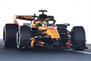McLaren's Oscar Piastri Leads Japanese GP Practice, Threatens Mercedes Dominance