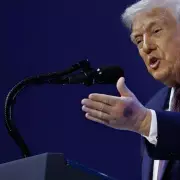 Medical Expert Debunks Trump Hand Bruising Theories, Cites Aspirin and Age