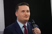 Meningitis Outbreak: Streeting Warns 'Not Out of the Woods Yet' as Hospital Delay Revealed