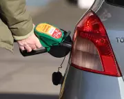 Middle East Conflict Sparks New UK Cost of Living Crisis Fears