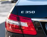 Middle East Flights Resume Amid Queensland Weather and NSW Budget Estimates