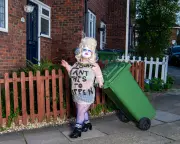 Midgitte Bardot: Drag Queen Confronts Dwarfism Prejudice in New Show