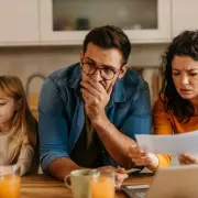 Mortgage Rates Climb as Major Lenders Hike Costs Amid Inflation Fears