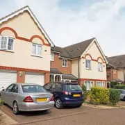 Neighbourhood Parking Dispute Erupts Over Private Driveway Usage