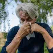 NHS Recommends Nostril Hack to Combat Hay Fever Amid High Pollen Warnings