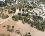 Northern Territory Floods: Crocodile Warnings as Hundreds Evacuated