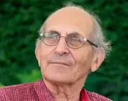 Peter Messent: A Pioneering Force in English Literature and Education