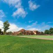 Potters Resorts: UK's Premier All-Inclusive with Unlimited Drinks and Beach Access