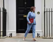 Rachel Reeves' Spring Forecast: Household Finances Under Threat from Global Crises