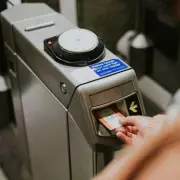 Rail Expert Warns Against Advance Ticket Purchases as Refund Rules Tighten