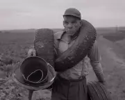 Redoubt Review: Denis Lavant's Unforgettable Performance in Nuclear Shelter Drama