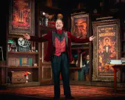 Rufus Hound's The Mesmerist: A Magical Family Mystery Unravels on Stage