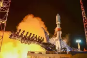 Russia Launches First Satellites to Challenge Elon Musk's Starlink Network