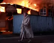 Russia's Missile Barrage Kills Six in Ukraine, Targeting Energy and Homes