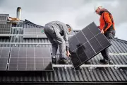 Solar Panel Sales Surge 62% as Britons Seek Energy Independence Amid Price Volatility