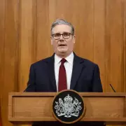 Starmer Defies Trump on Iran War, Warns of 'Trumpflation' Economic Threat