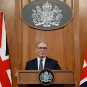 Starmer Slams Badenoch's 'Political Games' Over Middle East Military Remarks