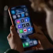 Starmer Vows Social Media Crackdown After Tech Giants Lose Addiction Case