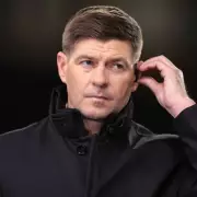 Steven Gerrard Joins Carragher in Urging Slot to Start Ngumoha Over Gakpo