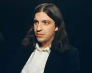 Talk Easy Podcast Host Sam Fragoso on Interviewing Winslet, Smith, and Isaac