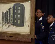 Tate Lends LS Lowry Painting to Salford School in Historic First to Inspire Young Artists
