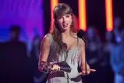Taylor Swift Sweeps iHeartRadio Awards, Thanks Fiancé Travis Kelce