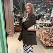 Three Simple Ways to Refresh Your Spring Wardrobe with Accessories