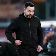 Tottenham Legend Waddle Issues Dire Relegation Warning Amid De Zerbi Talks