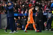 Tottenham Manager Tudor Defends Early Goalkeeper Substitution After Atletico Loss