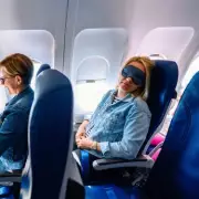 Travel Expert Warns: Avoid These Plane Seats for a Comfortable Summer Flight