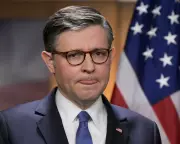 Trump Bypasses Congress on Iran War as Republicans Stand Aside