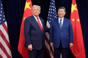 Trump Considers Delaying China Summit, Urges Xi to Intervene in Hormuz Crisis