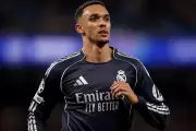 Tuchel Explains Alexander-Arnold World Cup Snub: 'A Tough Sporting Decision'