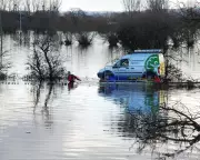 UK Flood Experts Need Funding, Not Dutch Imports, Say Scientists