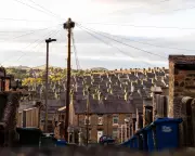 UK House Prices Rise in February as Chancellor Avoids Negative Speculation