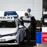 UK Petrol Prices Surge to 169.9p Amid Iran War Fuel Panic