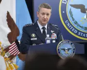 US Intelligence Warns Direct Iranian Attacks Pose Greater Threat to Oil Tankers Than Mines