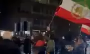 Violent Clashes Erupt Between Iranian Monarchists and Regime Supporters Outside London Mosque