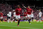 Yoro Urges Maguire and Casemiro to Extend Manchester United Contracts