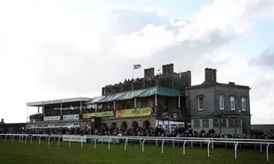 300-1 Shot Crokes Cross Equals UK Racing Record at Kelso