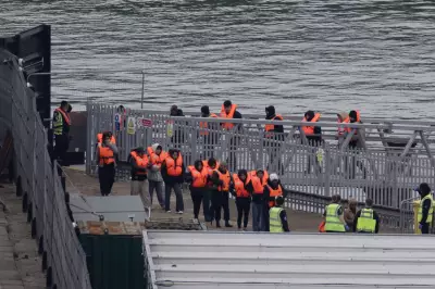 325 Migrants Arrive in UK After Two Die in Channel Crossing Attempt