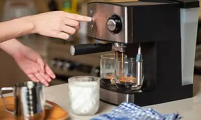 9 Coffee Mistakes Ruining Your Morning Brew, According to a Barista